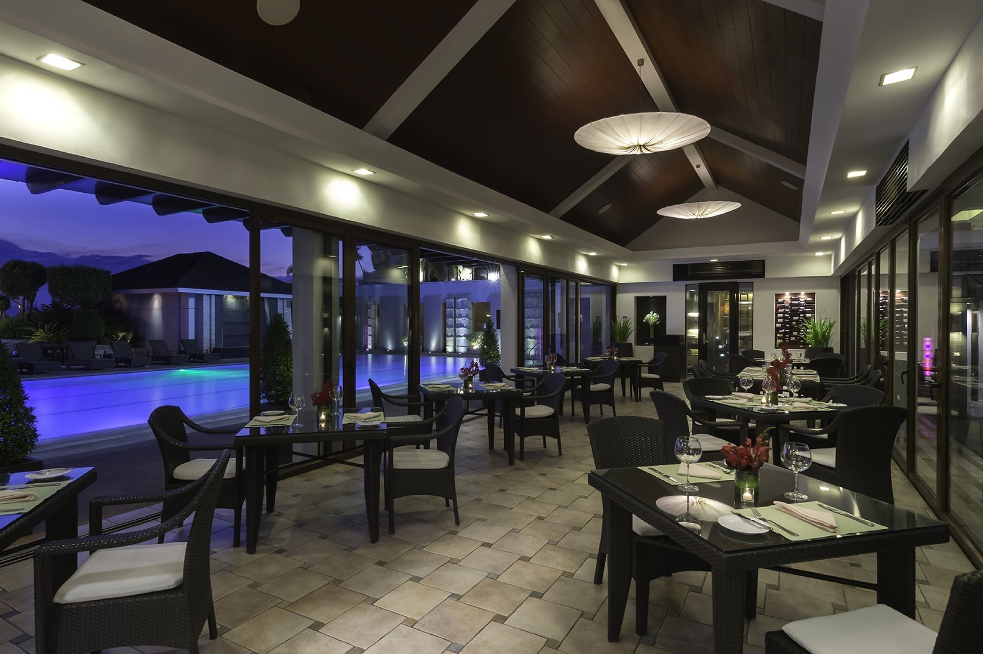 마르코 폴로 다바오 호텔 Davao City 외부 사진 The Pool Bar