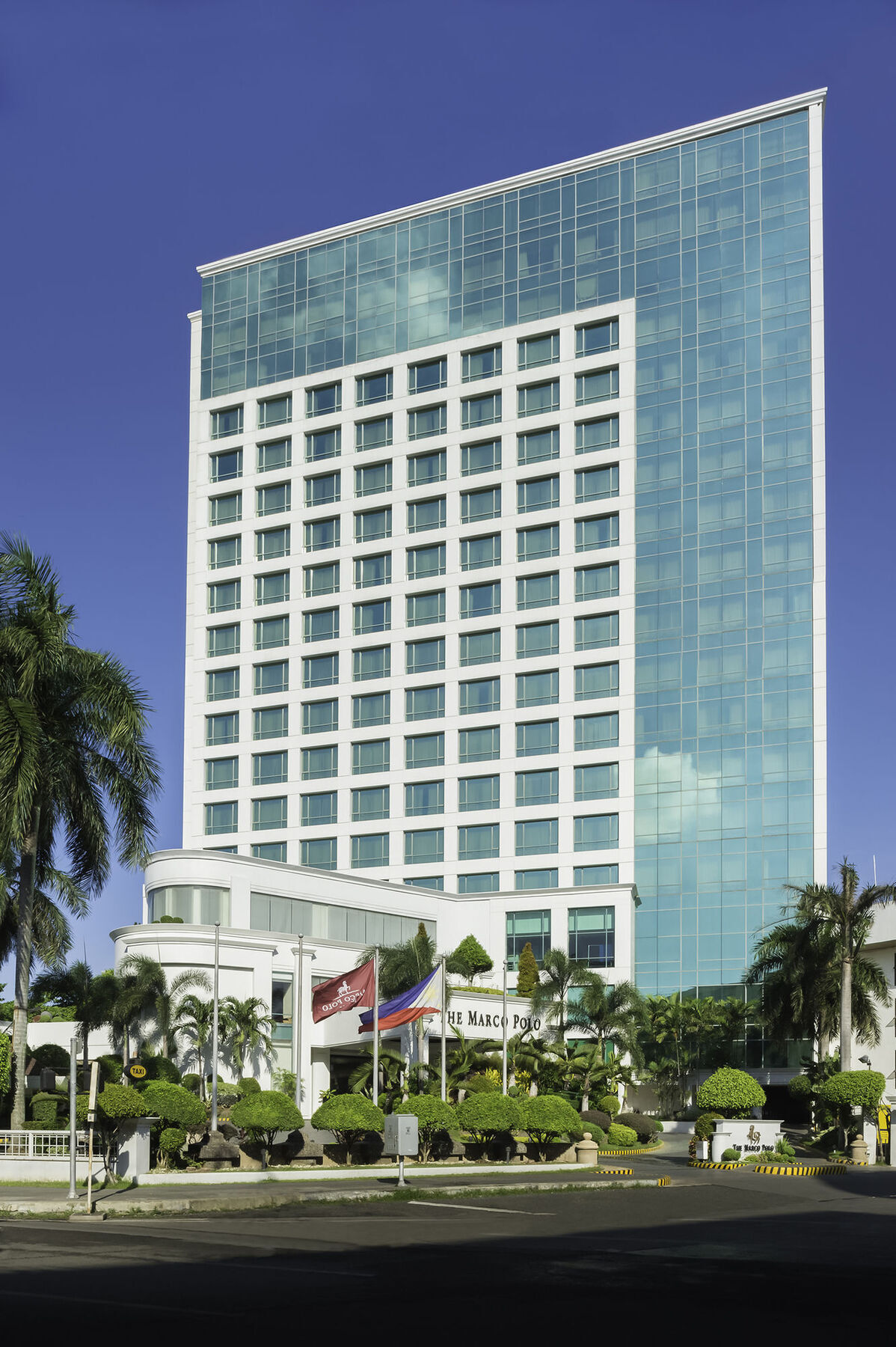 마르코 폴로 다바오 호텔 Davao City 외부 사진 The hotel in 2012